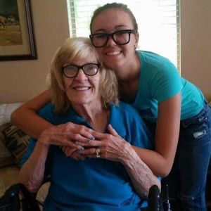 Meet your Posher, Tomi